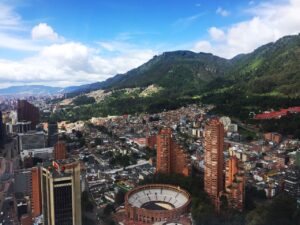 qué hacer en Bogotá: Vista de la ciudad desde la Torre Colpatria